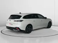 Usado Peugeot 308 Allure 130 CV (95 kW) 2022 Blanco Familiar