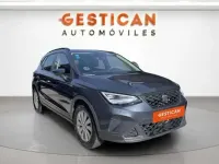 Usado Seat Arona Style 110 CV (80 kW) 2023 Gris SUV