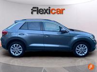 Usado VW T-Roc Life 150 CV (110 kW) 2023 Gris SUV