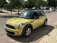 Usado Mini One D 90 CV (66 kW) 2010 Amarillo Utilitario