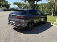 Usado Alfa Romeo Stelvio 200 CV (147 kW) 2018 Gris / plata SUV