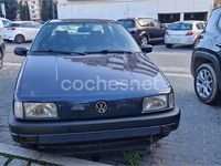 Usado VW Passat 115 CV (84 kW) 1992 Azul Berlina