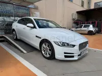 Usado Jaguar XE Prestige 180 CV (132 kW) 2018 Blanco Berlina