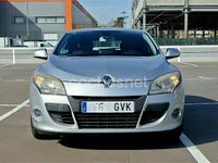 Usado Renault Mégane Dynamique 110 CV (80 kW) 2010 Gris / plata Berlina
