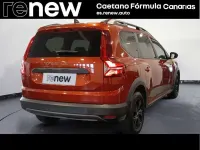 Usado Dacia Jogger Expression 101 CV (74 kW) 2022 Naranja Monovolumen