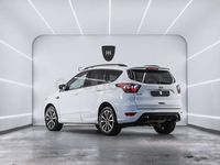 Usado Ford Kuga ST-Line 150 CV (110 kW) 2018 Blanco SUV