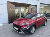 Usado Hyundai Kona 120 CV (88 kW) 2022 Granate SUV