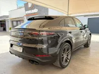 Usado Porsche Cayenne Platinum Edition 462 CV (339 kW) 2022 Negro SUV