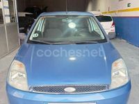 Usado Ford Fiesta 80 CV (58 kW) 2005 Azul Coupe