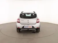 Usado Dacia Sandero Stepway 90 CV (66 kW) 2015 Gris Berlina