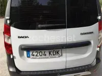 Usado Dacia Dokker Stepway 90 CV (66 kW) 2017 Blanco Monovolumen