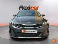 Usado Kia XCeed 100 HP (73 kW) 2024 Cinzento SUV