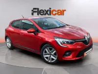 Używany Renault Clio V Intens 140 KM (102 kW) 2021 Czerwony Sedan/Limuzyna