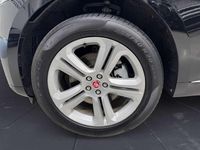 Usado Jaguar F-Pace R-Dynamic 204 CV (150 kW) 2023 Negro SUV