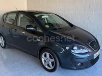 Usado Seat Altea Style 105 CV (77 kW) 2012 Gris / plata Monovolumen