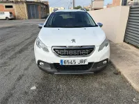 Usado Peugeot 2008 Style 100 CV (73 kW) 2016 Blanco SUV