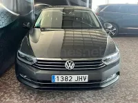 Usado VW Passat Advance 150 CV (110 kW) 2015 Negro Berlina