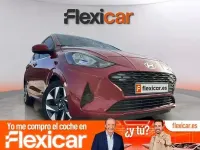 Usado Hyundai i10 67 CV (49 kW) 2023 Rojo Utilitario