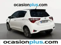 Usado Toyota Yaris Active 111 CV (81 kW) 2018 Blanco Utilitario