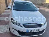 Usado Peugeot 308 SW Allure 120 CV (88 kW) 2017 Blanco Familiar