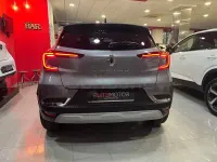 Usado Renault Captur Techno 90 CV (66 kW) 2024 Gris / plata SUV