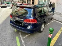 Usado VW Passat Advance 105 CV (77 kW) 2013 Azul Familiar