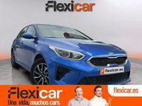 Usado Kia Ceed Plus 100 CV (73 kW) 2018 Azul Utilitario