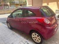Usado Ford Ka Titanium 69 CV (50 kW) 2010 Granate Utilitario