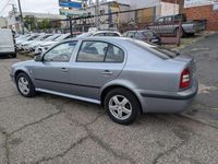 Usado Skoda Octavia 105 CV (77 kW) 2006 Gris Utilitario