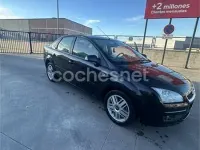 Usado Ford Focus Ghia 115 CV (84 kW) 2007 Negro Berlina