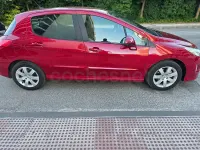 Usado Peugeot 308 Active 120 CV (88 kW) 2012 Granate Berlina