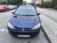 Usado Peugeot 206 60 CV (44 kW) 2003 Azul Berlina