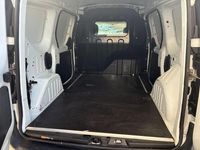 Usado Dacia Dokker Essentiel 95 CV (69 kW) 2021 Blanco Monovolumen