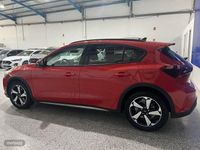 Usado Ford Focus Active 125 CV (91 kW) 2024 Rojo Berlina