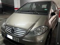 Usado Mercedes A180 Elegance 109 HP (80 kW) 2007 Bege Monovolume