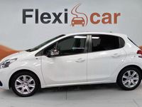 Usado Peugeot 208 Access 82 CV (60 kW) 2017 Blanco Utilitario