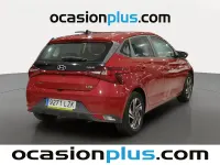 Usado Hyundai i20 100 CV (73 kW) 2022 Rojo Utilitario