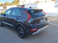 Usado Kia Niro 141 CV (103 kW) 2022 Gris SUV