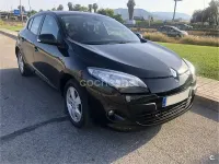 Usado Renault Mégane III Dynamique 115 CV (84 kW) 2013 Negro Berlina