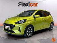 Usado Hyundai i10 67 CV (49 kW) 2024 Amarillo Utilitario