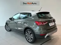 Usado Seat Arona Xperience 115 CV (84 kW) 2025 Gris SUV