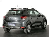 Usado Dacia Sandero Essentiel 101 CV (74 kW) 2023 Gris Utilitario