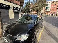 Usado VW Touran Advance 105 CV (77 kW) 2008 Negro Monovolumen