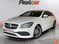 Usado Mercedes CLA200 Shooting Brake 136 CV (100 kW) 2018 Blanco Familiar