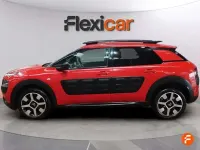 Usado Citroën C4 Cactus Feel 82 CV (60 kW) 2017 Rojo Utilitario