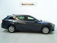 Usado Seat Leon Style 116 CV (85 kW) 2025 Gris Familiar