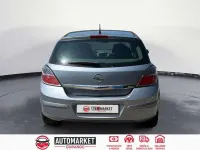 Usado Opel Astra Cosmo 140 CV (102 kW) 2007 Gris Familiar