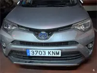 Usado Toyota RAV4 Hybrid 197 CV (144 kW) 2018 Gris / plata SUV