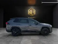 Käytetty Toyota RAV4 Hybrid Style 218 HP (160 kW) 2021 Harmaa Katumaasturi