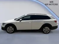 Usado Seat Leon 4Drive 150 CV (110 kW) 2018 Blanco Familiar